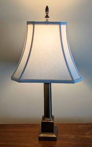 lot 150A image: Brass Table Lamp