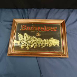 lot 19 image: BUDWEISER FRAMED MIRROR CLYDESDALES