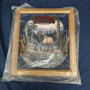 lot 28 image: OLD MILWAUKEE WILDLIFE SERIES 2, THE ELK