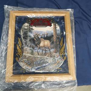 lot 36 image: OLD MILWAUKEE WILDLIFE SERIES 2, THE ELK