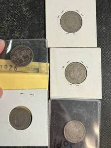 GROUP OF 5 US NICKELS 4 V NICKELS 1 BUFFALO