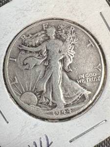 1944-D US WALKING LIBERTY HALF DOLLAR