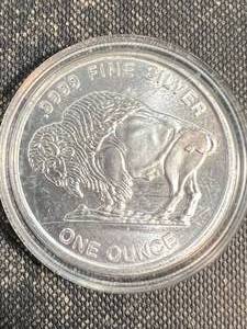 1 TROY OZ .999 FINE SILVER BUFFALO INDIAN ROUND IN AIRTITE