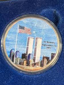 2001 AMERICAN SILVER EAGLE IN MEMORY OF SEP. 11 2001