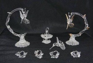 lot 44 image: (8) Vintage Blown Art Glass Miniature Figures...
