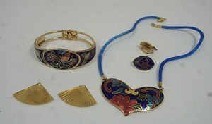 lot 60 image: Beautiful Cobalt Blue Inlay Necklace wMatching Bracelet & Earrings...