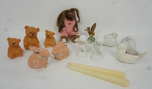 lot 69 image: Assorted Collectibles...