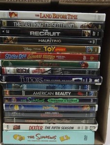 lot 89 image: Movie Collection of 17 DVDs...