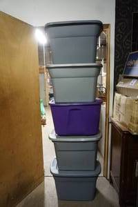 lot 156 image: Plastic Storage Totes...