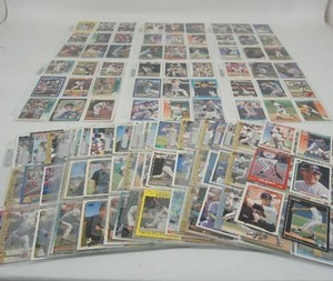 lot 182 image: Collectible Sports Trading Baseball Collectors Cards Etc.