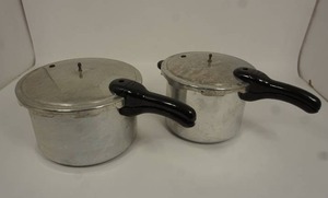 lot 205 image: Two Pressure Cookers With Lids--1993-L Series Service Manual-ML Van Service Manual  GMC 1997