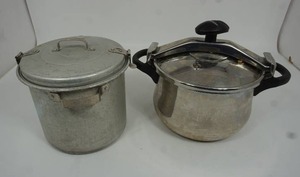 lot 206 image: Kitchen Essentials Pressure Cooker...