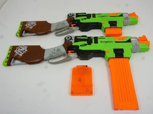 lot 222 image: Games and Toys...Air Guns