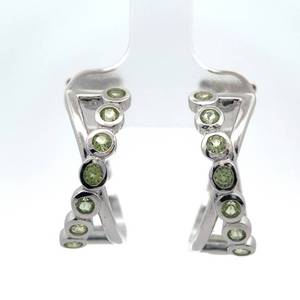 New 0.75 Carat Lemon-Lime Peridot X Hugs Crossover Modern Bezel Hoop Earrings Retail $899