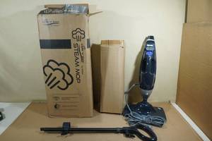 lot 44 image: Light N Easy Steam Mop
