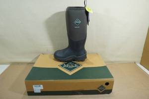 lot 51 image: Muck Boot Wetland Premium Field Boots -Mens 5, Womens 6