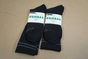 lot 95 image: 2 Pairs of Bombas Socks - XL