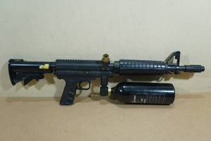lot 119 image: Armotech WG-65 Paintball Gun
