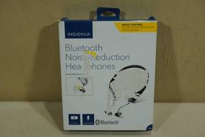 lot 126 image: Insignia Bluetooth Noise Reduction Headphones