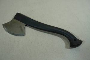 lot 139 image: Normark Hunters Skinning Axe