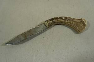 lot 141 image: Antler Handle Sawback Hunting Knife