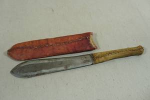lot 143 image: Handmade Knife with Leather Handle and Sheath