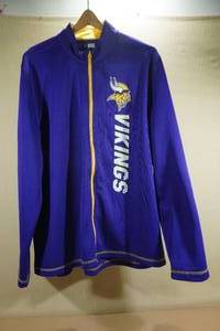 lot 151 image: Team Apparel Minnesota Vikings Zip Up - Adult XL