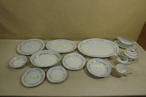 lot 2J image: Harmony House Platinum Scroll Fine China Set