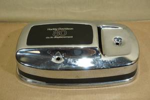 lot 235 image: Harley Davidson 80 cu in Shovelhead Air Cleaner Cover