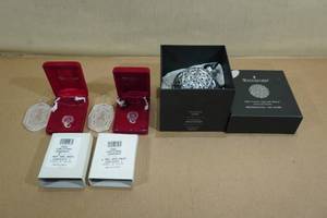 lot 240 image: Assorted Waterford Crystal Collector Christmas Ornaments