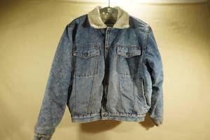 lot 245 image: Saugatuck Company Insulated Denim Jacket - Medium 3840