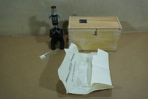 lot 256 image: Stellar B-65 Microscope with Case