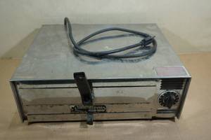 lot 270 image: Tombstone Commercial Countertop Pizza Oven