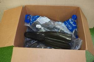 lot 279 image: 10 Pairs Cressi Rondinella Black Snorkel Fins