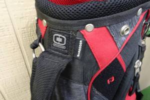lot 1M image: Ogio Shredder Stand Golf Bag with Cover