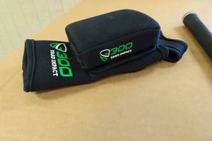 lot 1R image: Swing Away 300 Yard Impact Indoor Golf Swing Trainer
