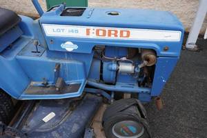 lot 3A image: Ford LGT-145 14HP Garden Tractor