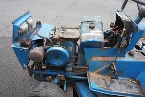 lot 3B image: Ford LGT-120 12HP Garden Tractor