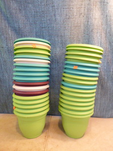 35 Ariana Calypso Plastic Planters