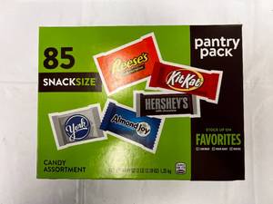 lot 105 image: 85ct Hersey Variety Snack Size Pantry Pack