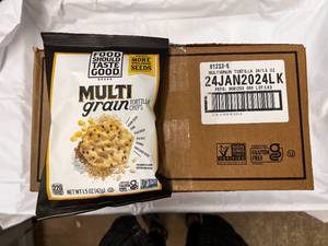 lot 124 image: 24x 1.5oz  Multi Grain Tortilla Chips