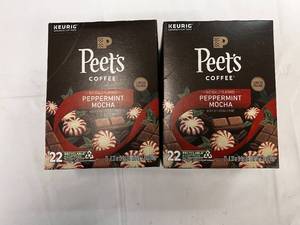 lot 161 image: 2x 22ct Peets Peppermin Mocha K-cups