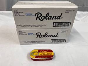 lot 293 image: 2x 25-2oz Flats Roland Anchovies 82023