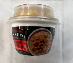 lot 329 image: 2x 6-7.44oz Slow Kettle Loaded Potato Soup