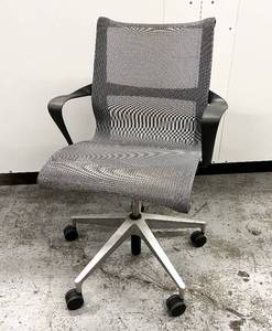 lot 28 image: WOW MSRP $800 Herman Miller 220614 Setu Ergonomic Executive Chair With Arms In Graphite Color -&nbspSetu chairs are designed to deliver instant comfort from the moment you sit down.- In Excellent Condition