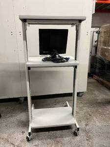 lot 34 image: 3 Tier Computer Workstation Desk with Working HP 1502 Monitor - In Excellent Condition