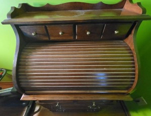 Rolltop desk