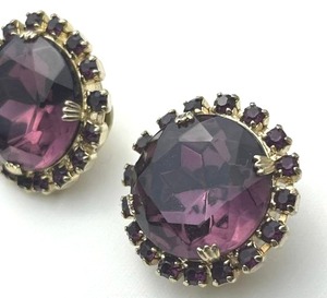 Gorgeous 1 Vintage Purple Stone Clip On Earrings