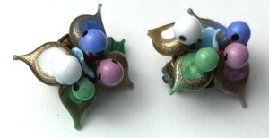 Vintage 1.25 Painted Glass Bird Cluster Clip On Earrings