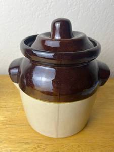 7 Bean Pot and 5 Decorative Pot (Cocotzin, Mexico)